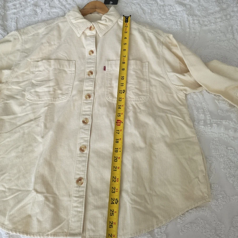 Levi's Corduroy Jacket Shacket Relaxed Fit Womens Size L Cream NWT Western Chic